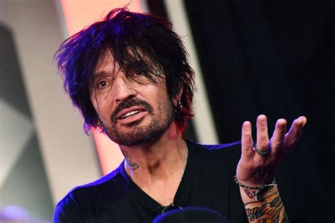 tommy lee twitter|TOMMY LEE Defends Twitter For Fact